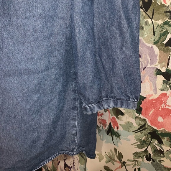 Ann Taylor | Denim Blouse - Picture 4 of 7